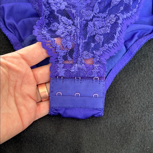 Vintage Victoria’s Secret Gold Tag Purple Lace Bodysuit - 36B - Picture 5 of 12